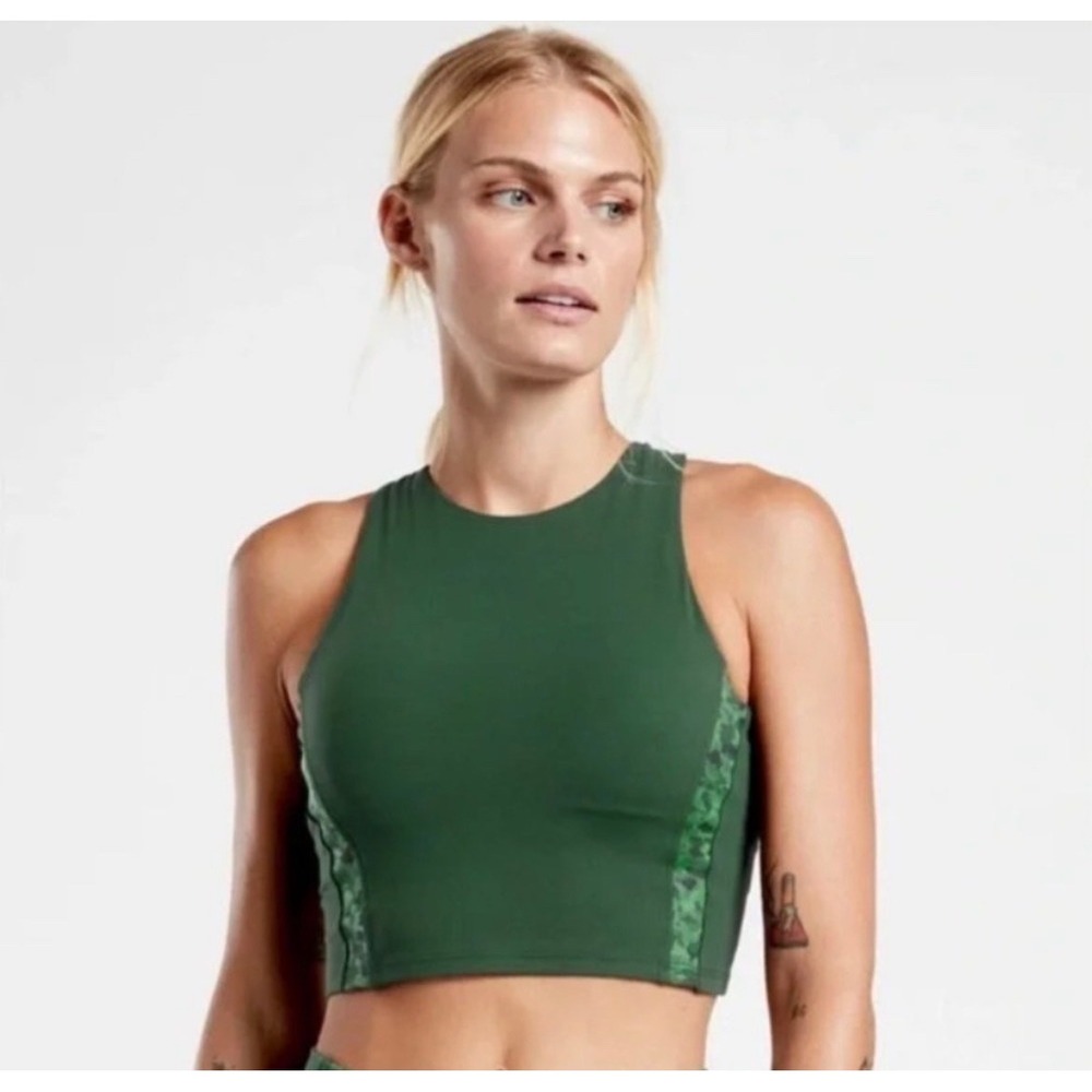Athleta Conscious Crop Serene Green Camo Sports Bra -Women's Size XL- (D-DD Cup)